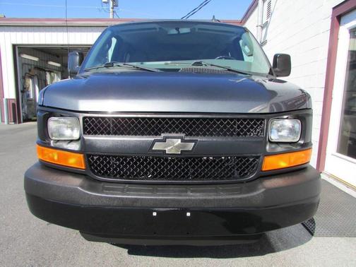 2016 Chevrolet Express 2500 LS