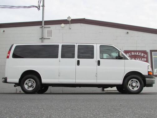 2017 Chevrolet Express 3500 LT
