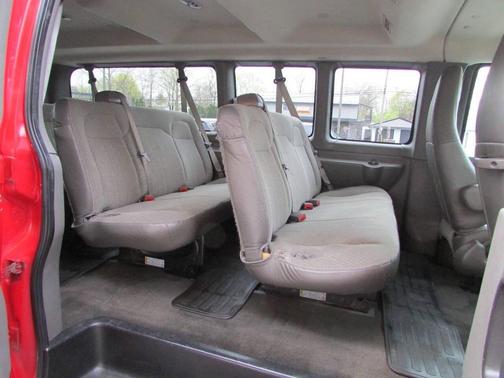 Red 2016 Chevrolet Express 3500 LT