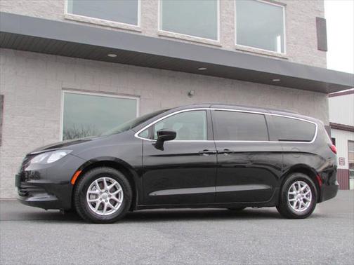 2020 Chrysler Voyager LXI