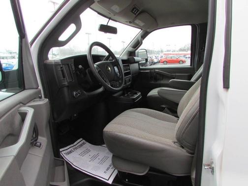 2018 Chevrolet Express 3500 LT