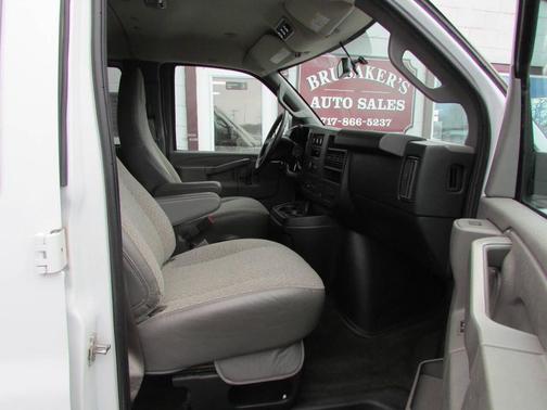 2018 Chevrolet Express 3500 LT