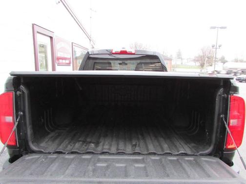 Black 2021 Chevrolet Colorado WT