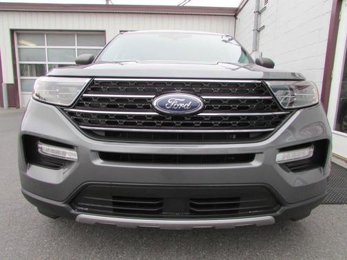2021 Ford Explorer XLT AWD 4dr SUV