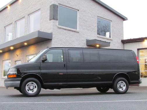 2016 Chevrolet Express 3500 LT
