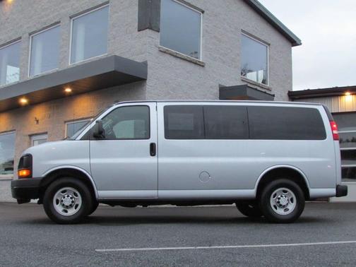 2016 Chevrolet Express 2500 LS