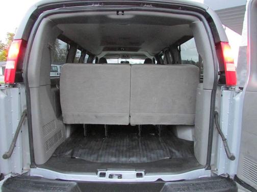2016 Chevrolet Express 2500 LS