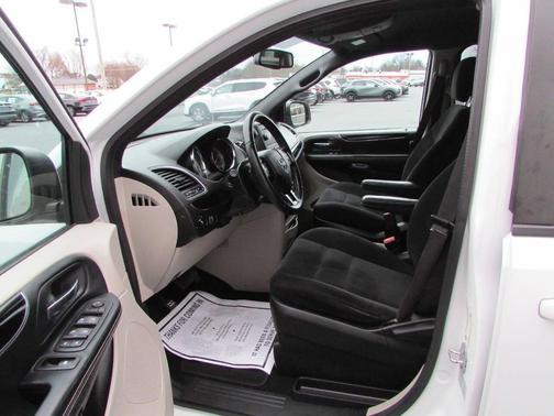 2016 Dodge Grand Caravan AVP/SE