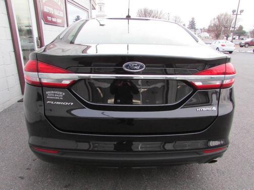 2017 Ford Fusion Hybrid SE