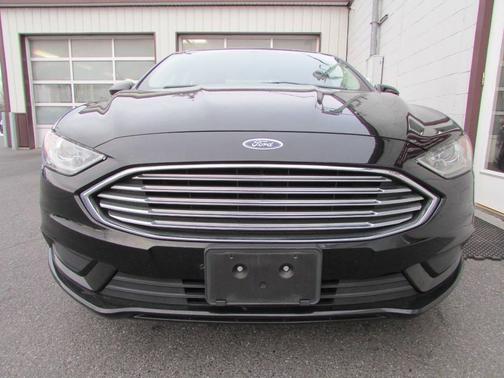 2017 Ford Fusion Hybrid SE