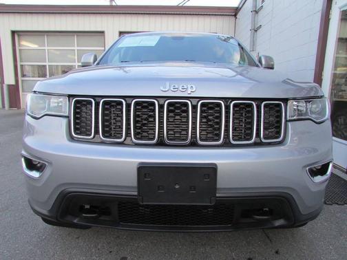 2018 Jeep Grand Cherokee Laredo E