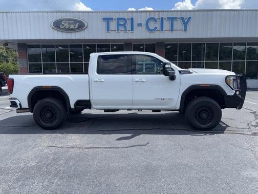 2023 GMC Sierra 2500 AT4