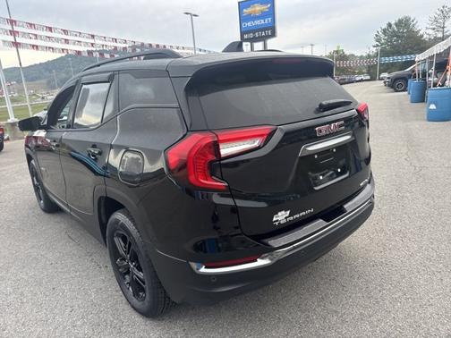 2024 GMC Terrain AT4