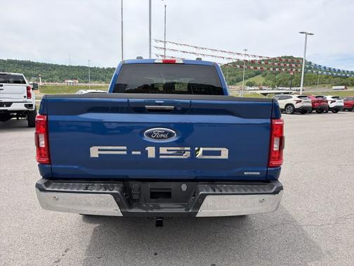 ATLAS BLUE METALL 2023 Ford F-150 XLT
