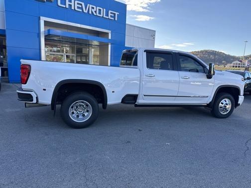 2025 Chevrolet Silverado 3500 High Country