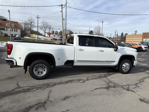 2025 Chevrolet Silverado 3500 High Country
