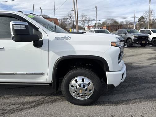 2025 Chevrolet Silverado 3500 High Country