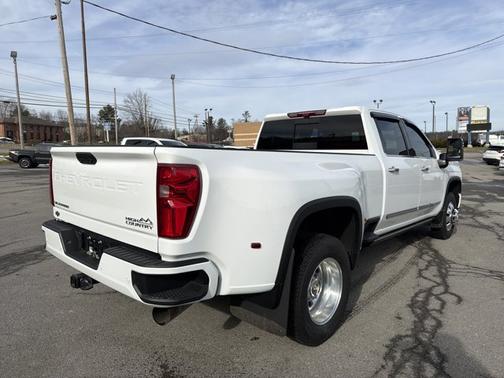 2025 Chevrolet Silverado 3500 High Country