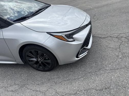 2024 Toyota Corolla Hatchback XSE