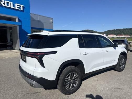 2026 Chevrolet Traverse AWD LT