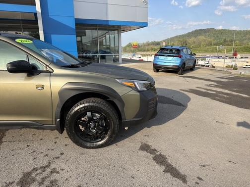 Autumn Green Metallic 2022 Subaru Outback Wilderness