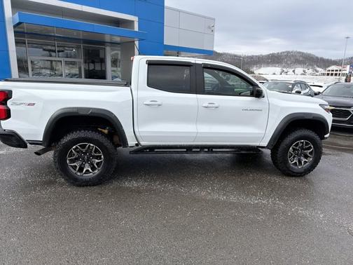 2025 Chevrolet Colorado 4WD ZR2