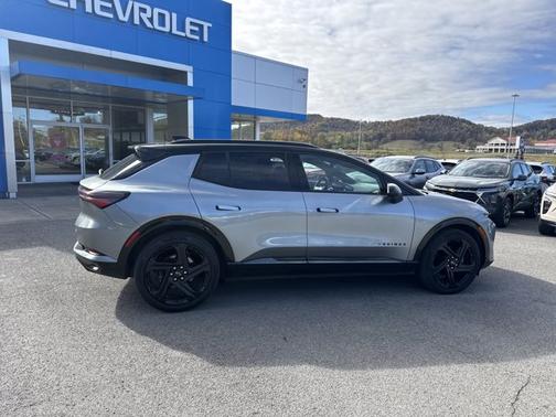 2024 Chevrolet Equinox EV RS