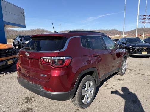 2022 Jeep Compass Latitude