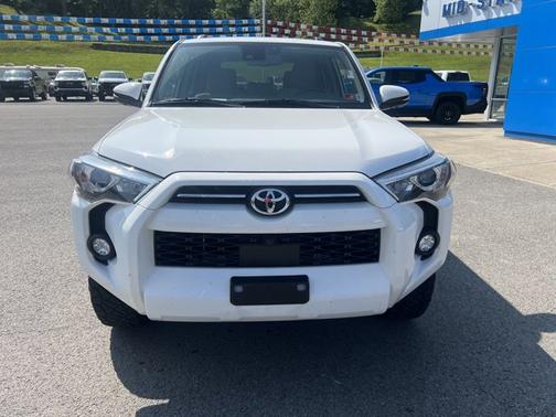2023 Toyota 4Runner SR5 Premium