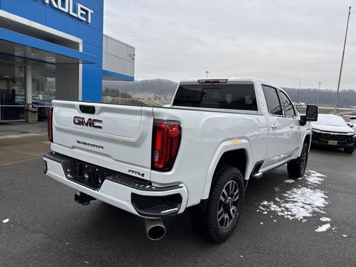 2023 GMC Sierra 2500 AT4