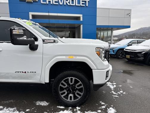 2023 GMC Sierra 2500 AT4