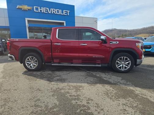 2022 GMC Sierra 1500 SLT