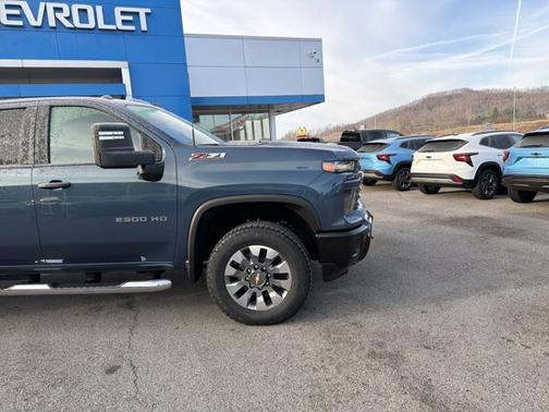 2026 Chevrolet Silverado 2500 Custom