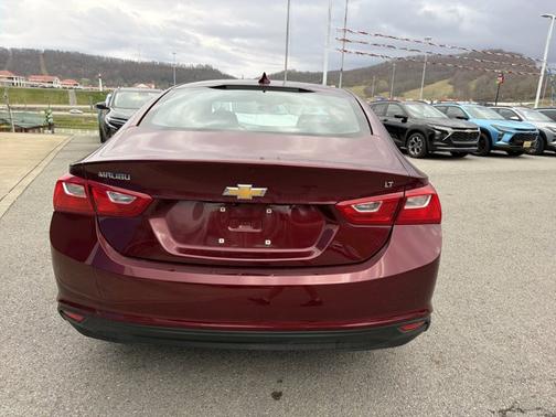 2016 Chevrolet Malibu 1LT