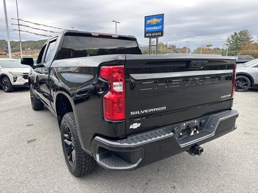 2023 Chevrolet Silverado 1500 Custom Trail Boss