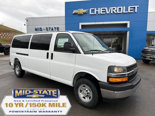 2025 Chevrolet Express 3500 LS