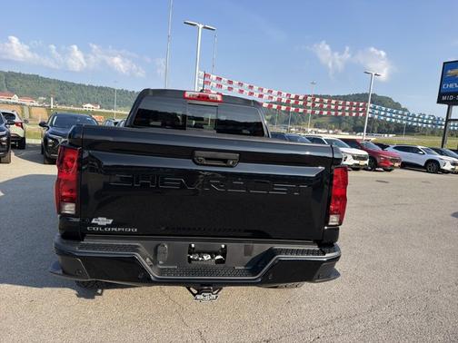 Black 2026 Chevrolet Colorado 4WD Trail Boss
