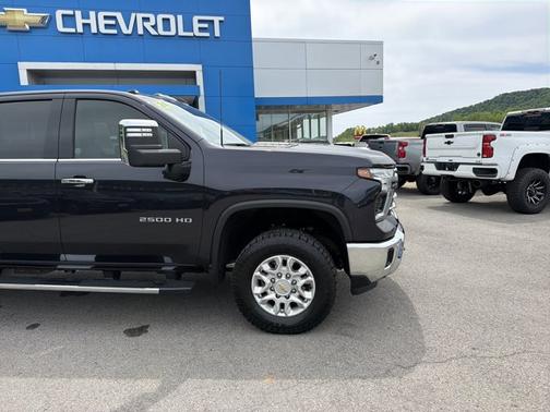 Dark Ash Metallic 2024 Chevrolet Silverado 2500 LTZ