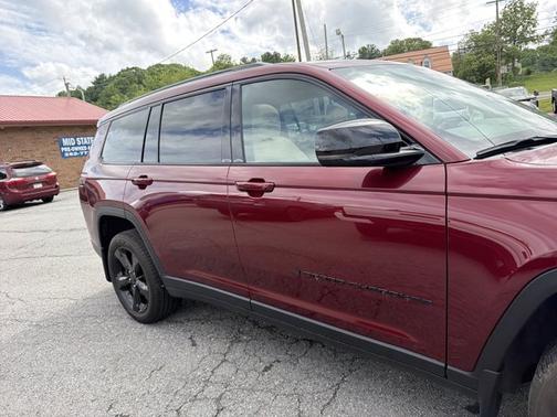 Velvet Red Pearlcoat 2025 Jeep Grand Cherokee L Limited