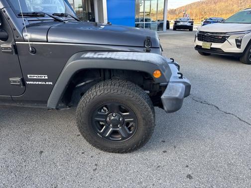 2016 Jeep Wrangler Sport