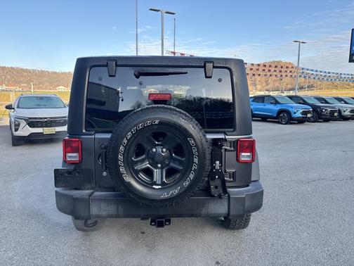 2016 Jeep Wrangler Sport