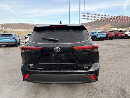 2020 Toyota Highlander L