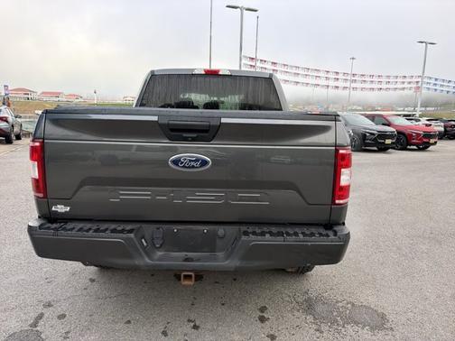 MAGNETIC METALLIC 2019 Ford F-150 XL