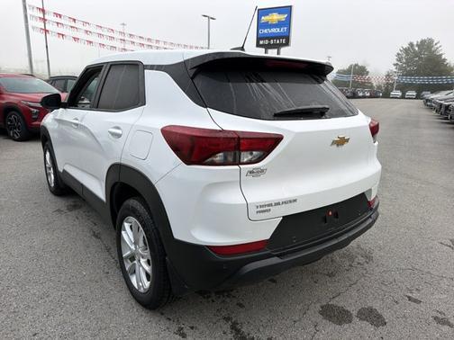Summit White 2024 Chevrolet Trailblazer LS