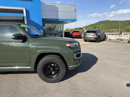 Army Green 2022 Toyota 4Runner Limited