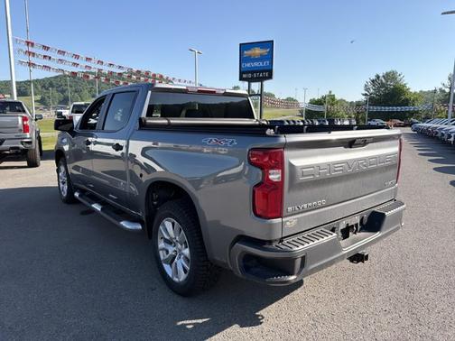 Satin Steel Metallic 2022 Chevrolet Silverado 1500 Limited Custom