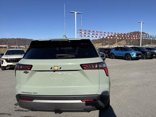 2026 Chevrolet Equinox AWD LT