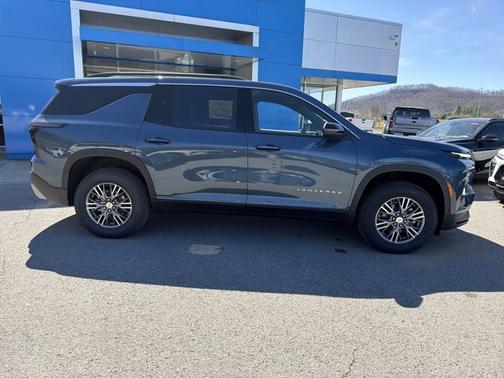 Lakeshore Blue Metallic 2026 Chevrolet Traverse AWD LT