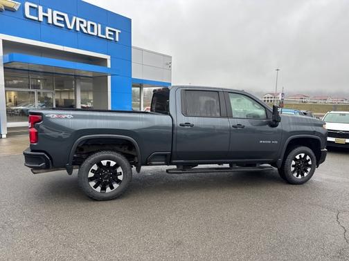 2020 Chevrolet Silverado 2500 Custom