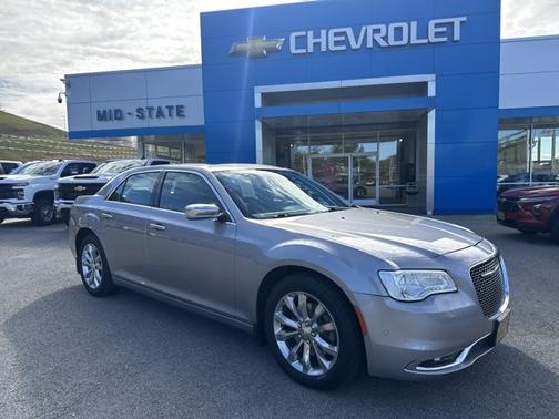 2018 Chrysler 300 Limited
